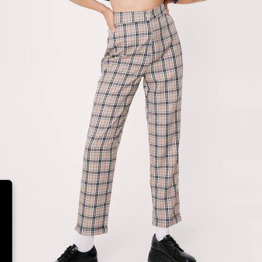 NWT Nasty Gal tan plaid pant